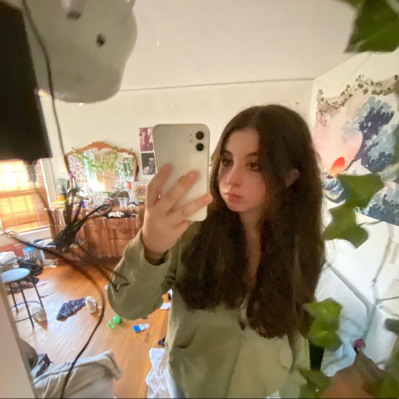 Meet your Posher, Sofia - Picture 1 of 1